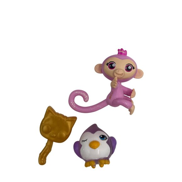 Shopkins & Fingerlings Miniature Toy Bundle With Accessories - Picture 3 of 14